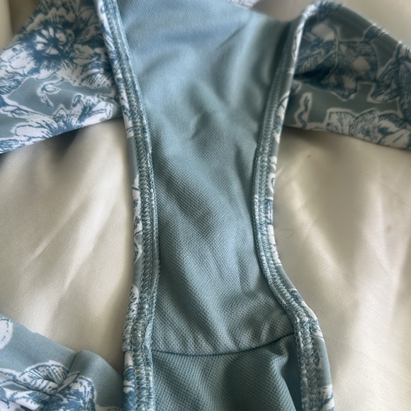 Abercrombie Bandeau  bikini set - Picture 5 of 5